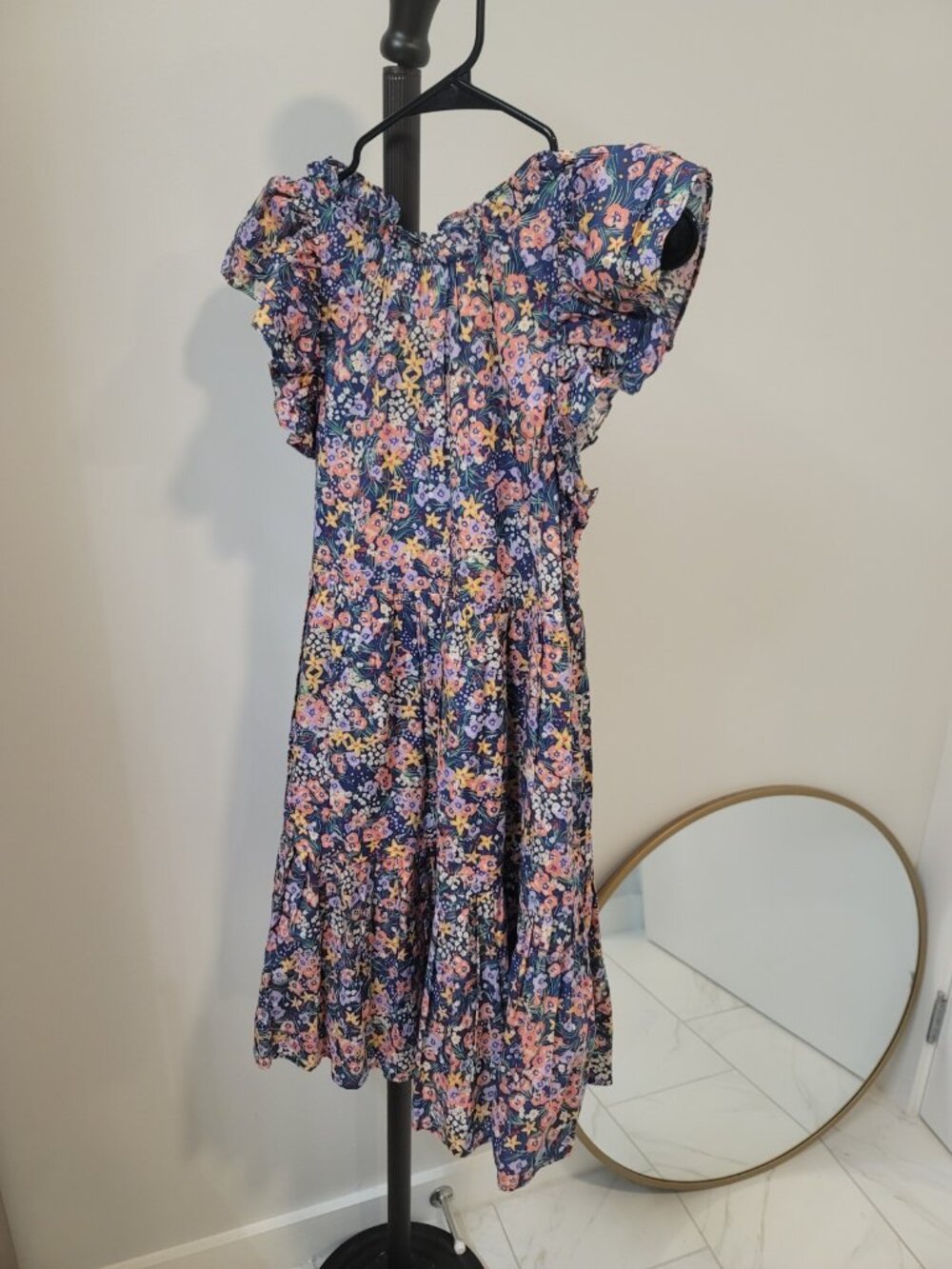 Caballero Shae Floral Mini Dress NWoT Flutter Sleeve Pockets Size XS Multicolor